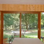 D'hotes Neptune Wood Bed & Breakfast 3*