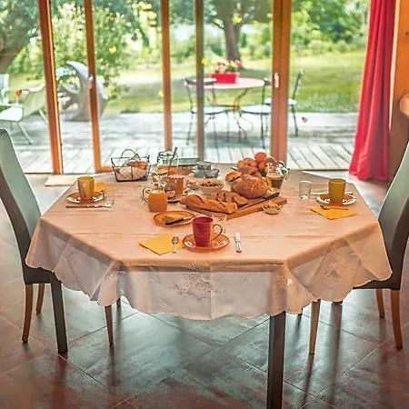 D'hotes Neptune Wood Bed & Breakfast 3*